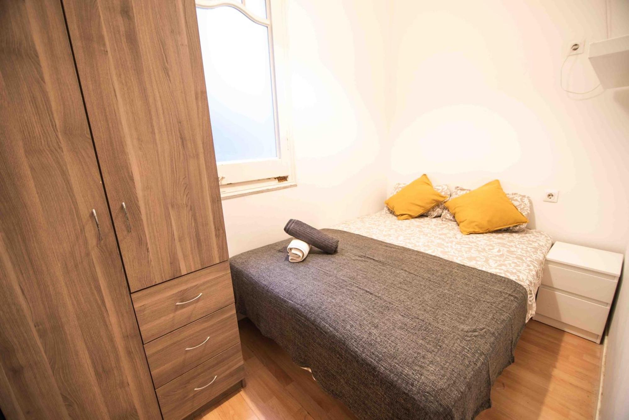 Balmes Private Rooms Barcelona Eksteriør billede