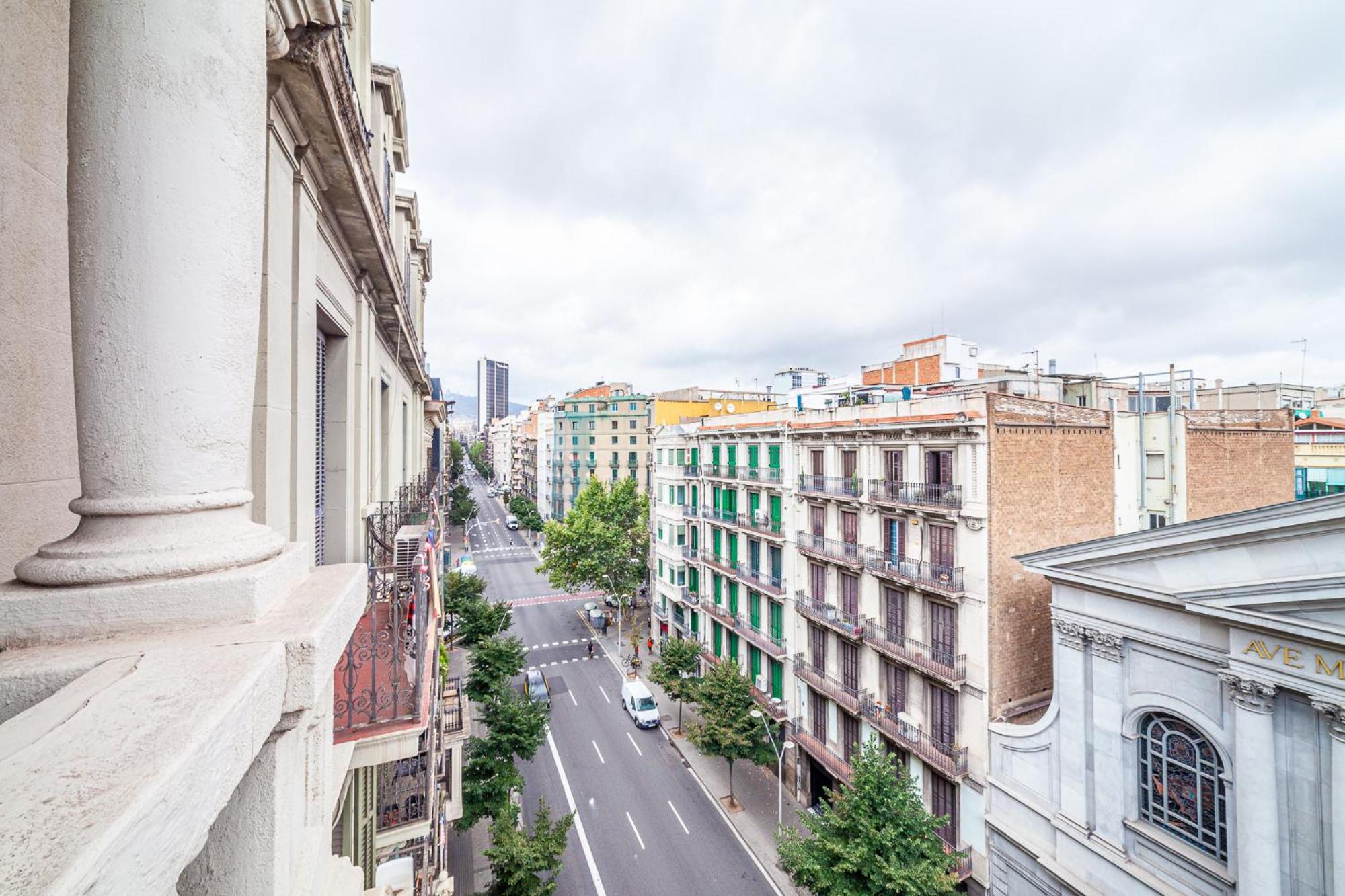 Balmes Private Rooms Barcelona Eksteriør billede